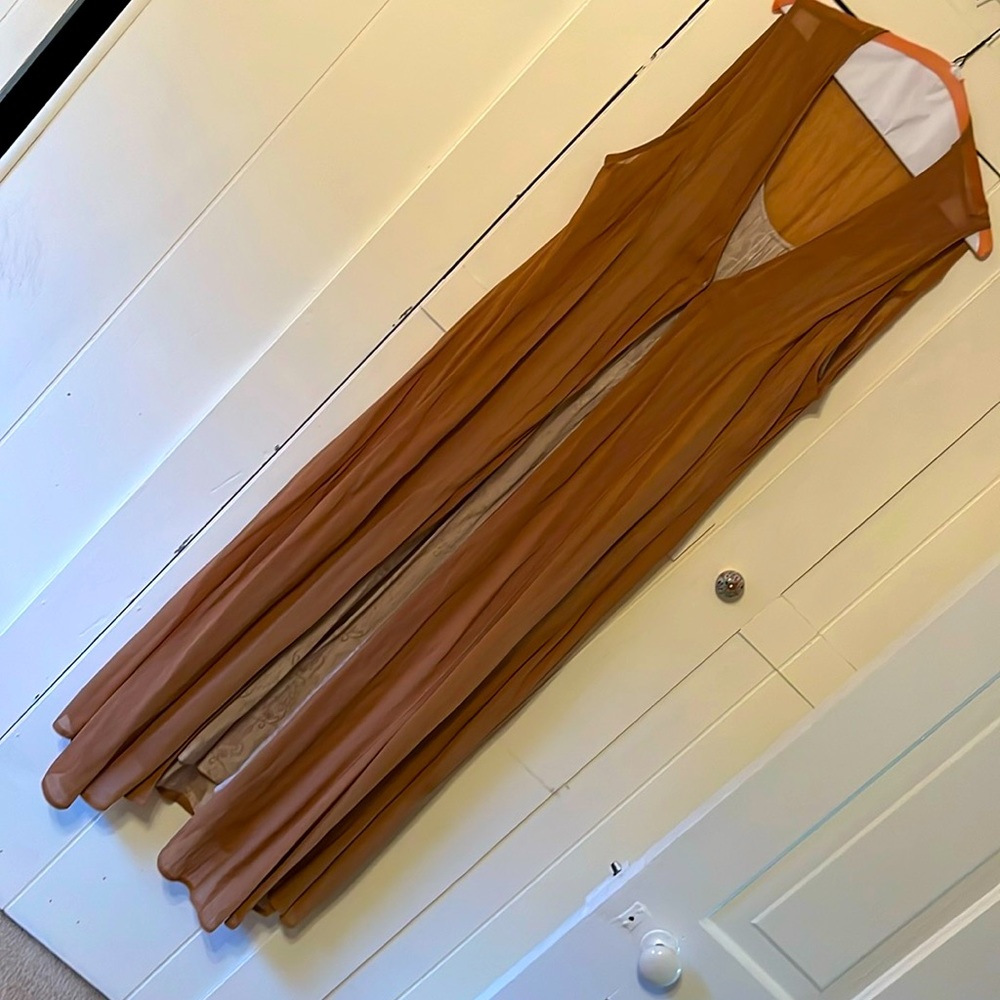 Boutique find!  Papillon dress, ladies medium but roomy enough for large.